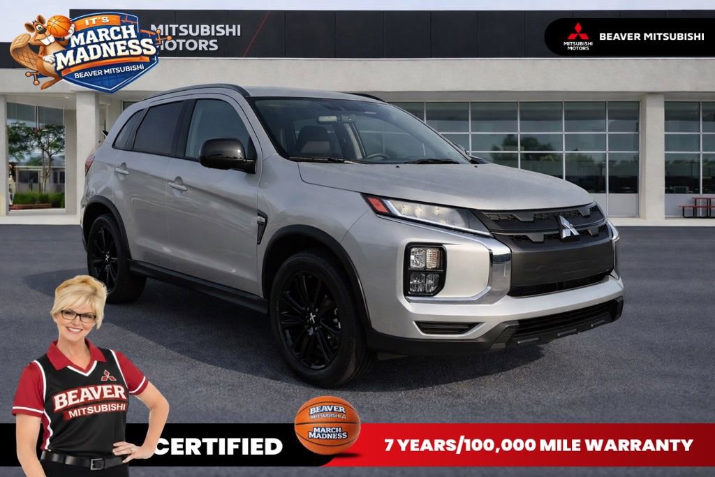Used 2025 Mitsubishi Outlander Sport LE image 1