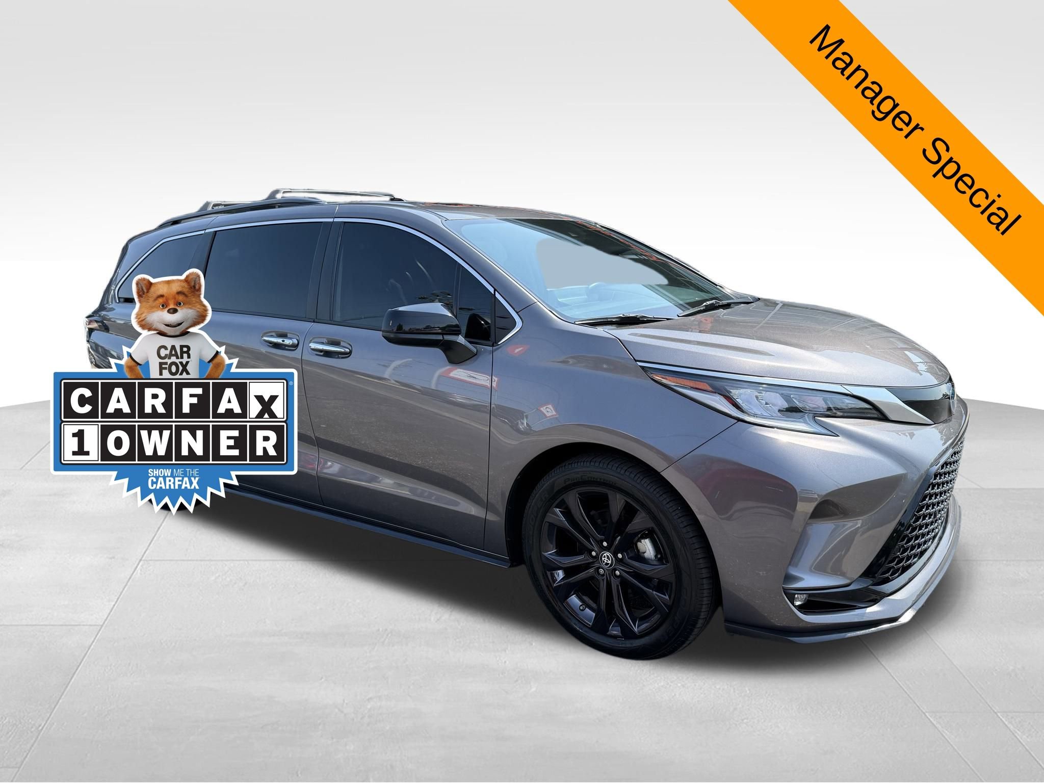 Used 2022 Toyota Sienna XSE