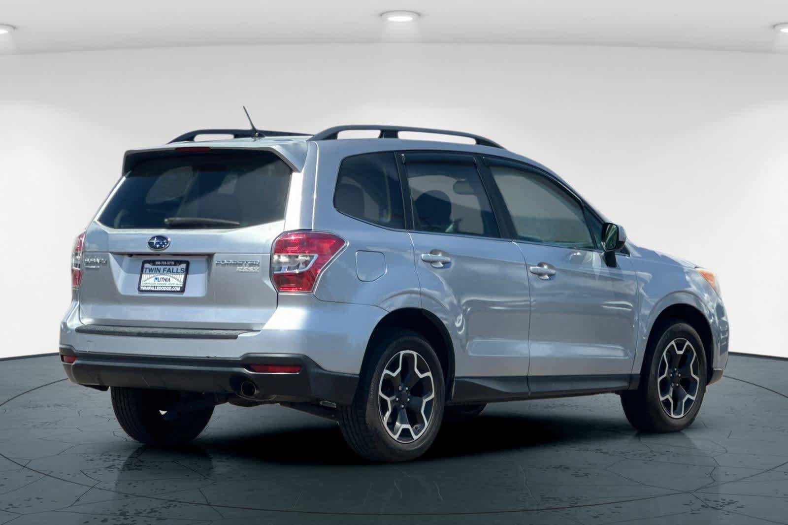 Used 2015 Subaru Forester 2.5i Limited w/ Popular Package #2 AWD/4WD image 2