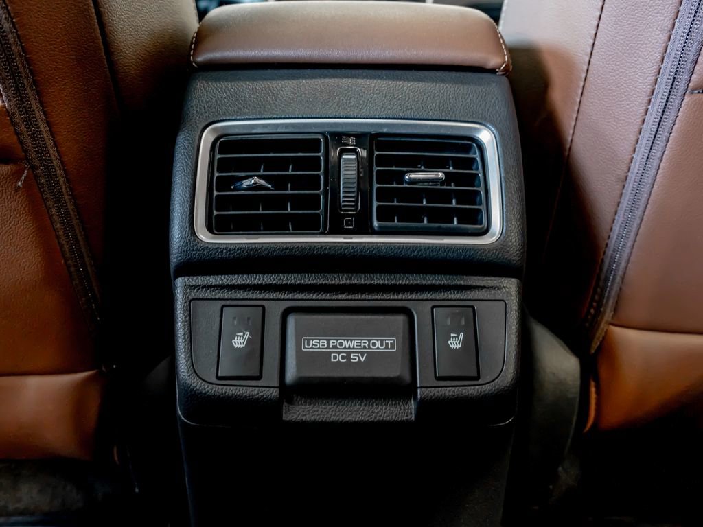 Used 2018 Subaru Outback 3.6R Touring image 26