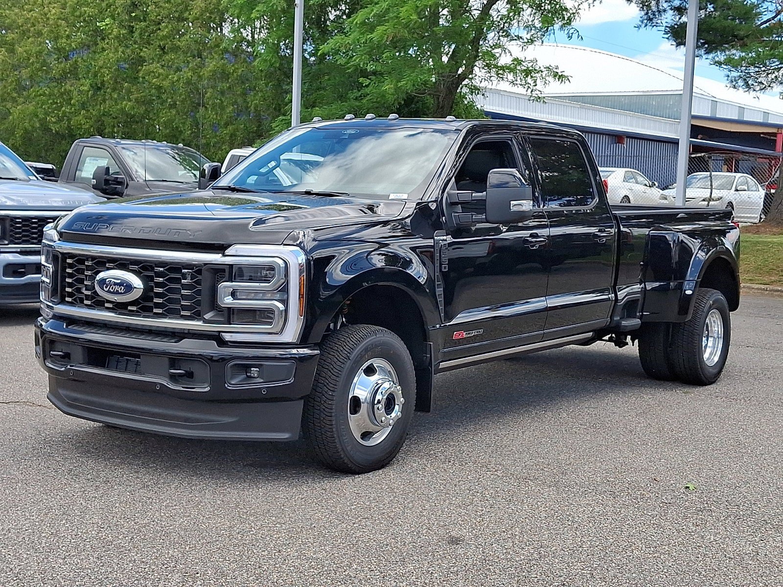 New 2026 Ford F350 Platinum AWD/4WD image 3