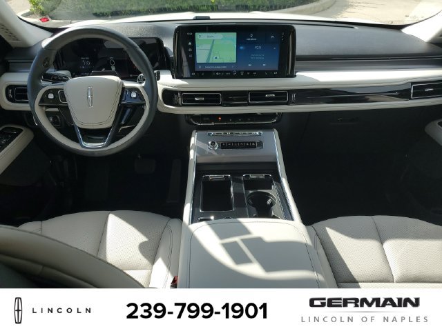 New 2026 Lincoln Aviator 2WD image 17