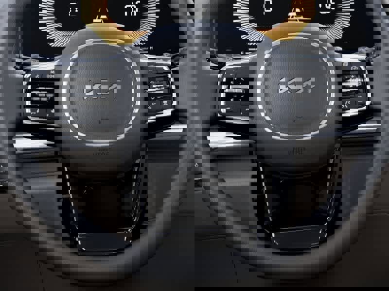 New 2026 Kia Carnival LX image 22