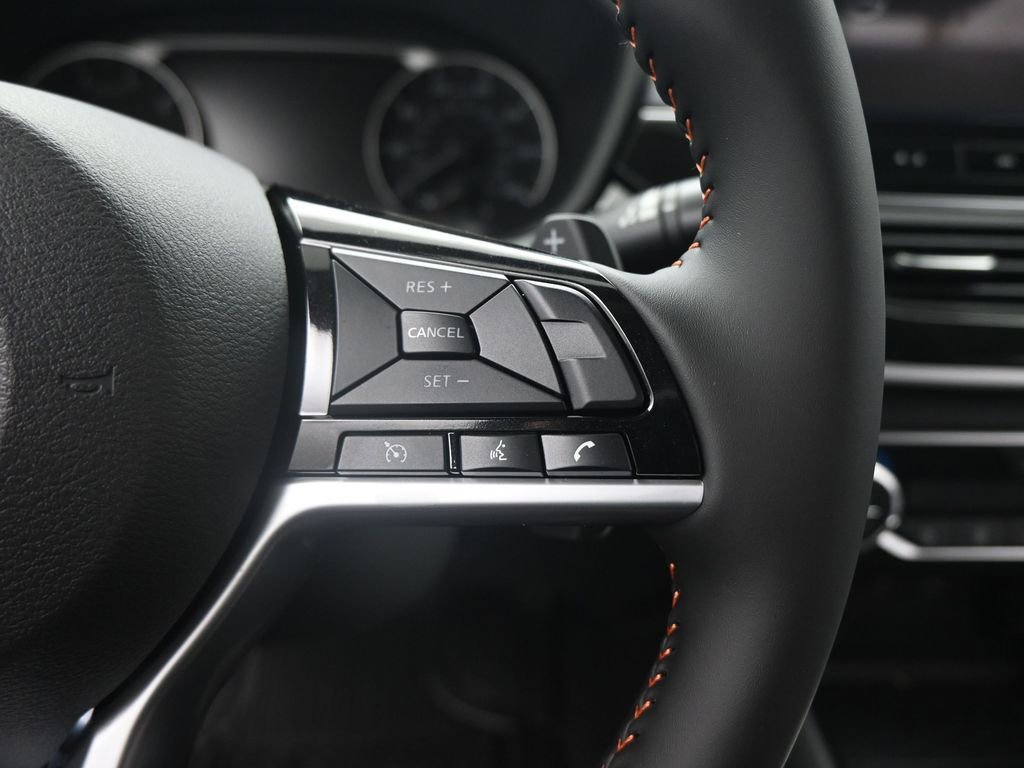 New 2025 Nissan Altima 2.5 SR image 12