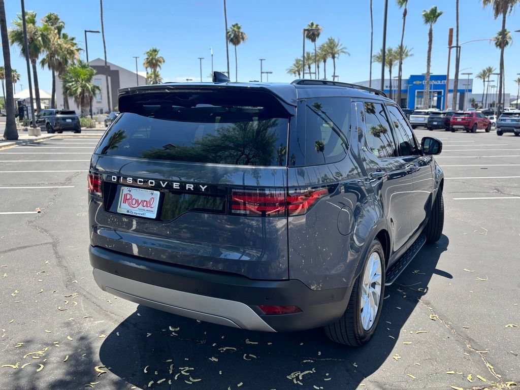 Used 2025 Land Rover Discovery S AWD/4WD image 9