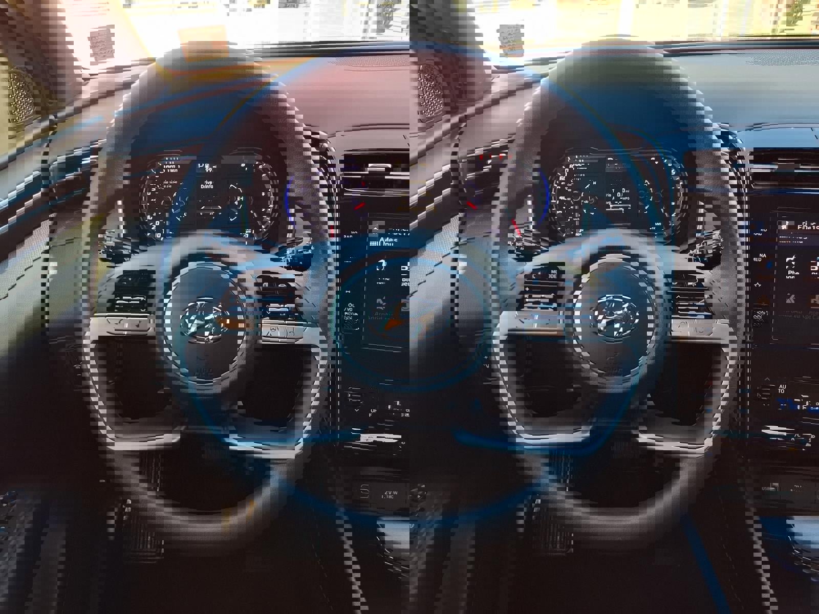 Used 2024 Hyundai Santa Cruz SEL image 17