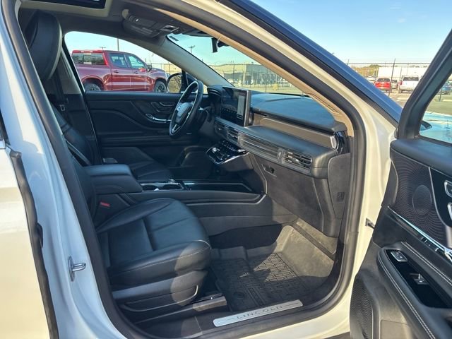 Certified 2025 Lincoln Corsair Grand Touring w/ Equipment Group 301A image 8