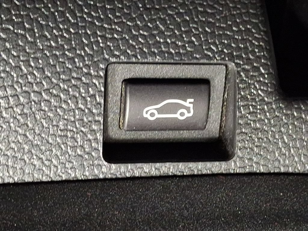 Used 2024 MINI Cooper S w/ Seaside Edition FWD image 26