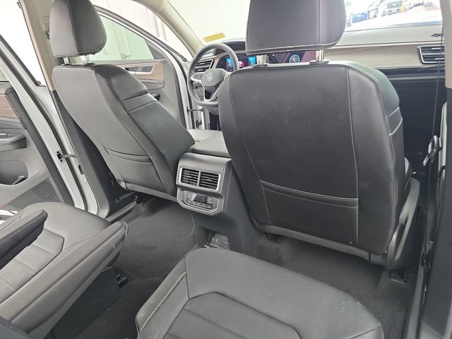 Certified 2024 Volkswagen Atlas SEL AWD/4WD image 11