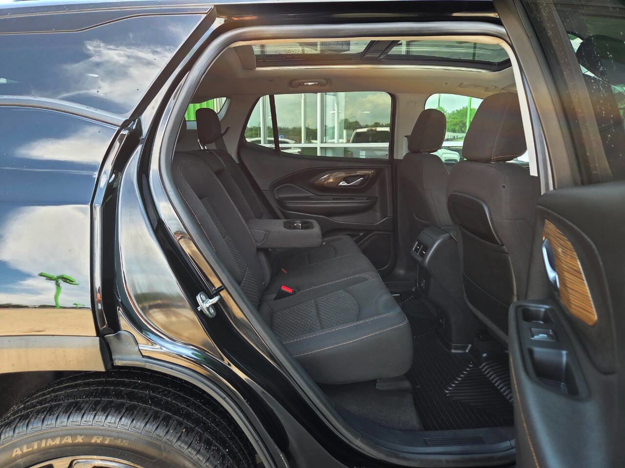 Used 2019 GMC Terrain SLE image 22