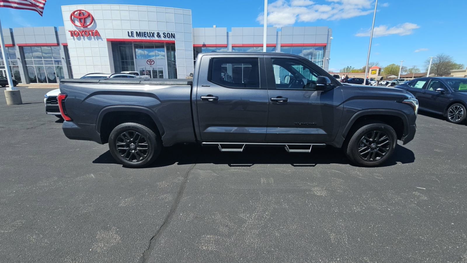 Certified 2026 Toyota Tundra Limited AWD/4WD image 2