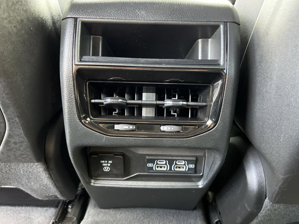 Certified 2023 Jeep Grand Cherokee Altitude image 17