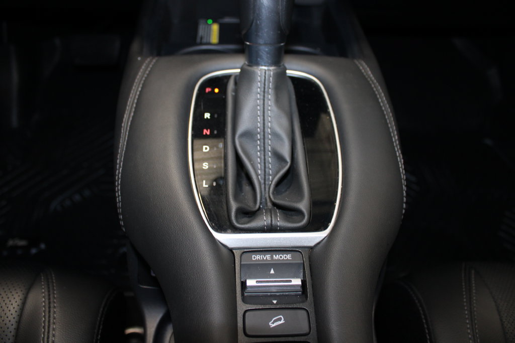 Used 2023 Honda HR-V EX-L image 19