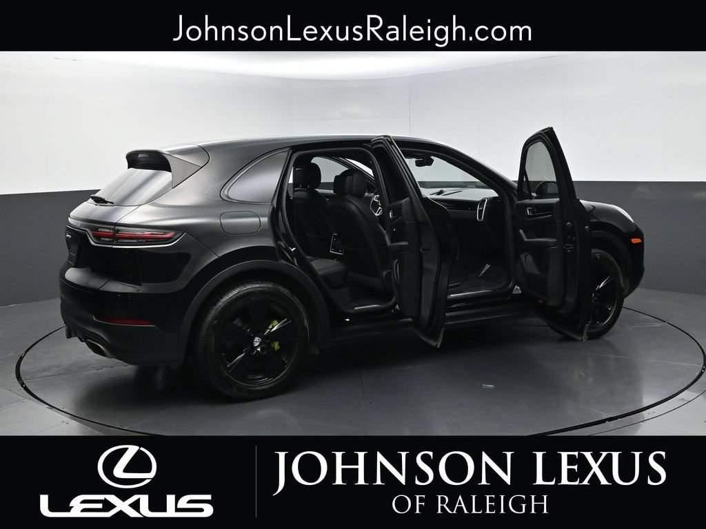 Used 2020 Porsche Cayenne AWD/4WD image 31