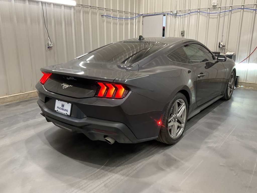 Used 2024 Ford Mustang EcoBoost image 22