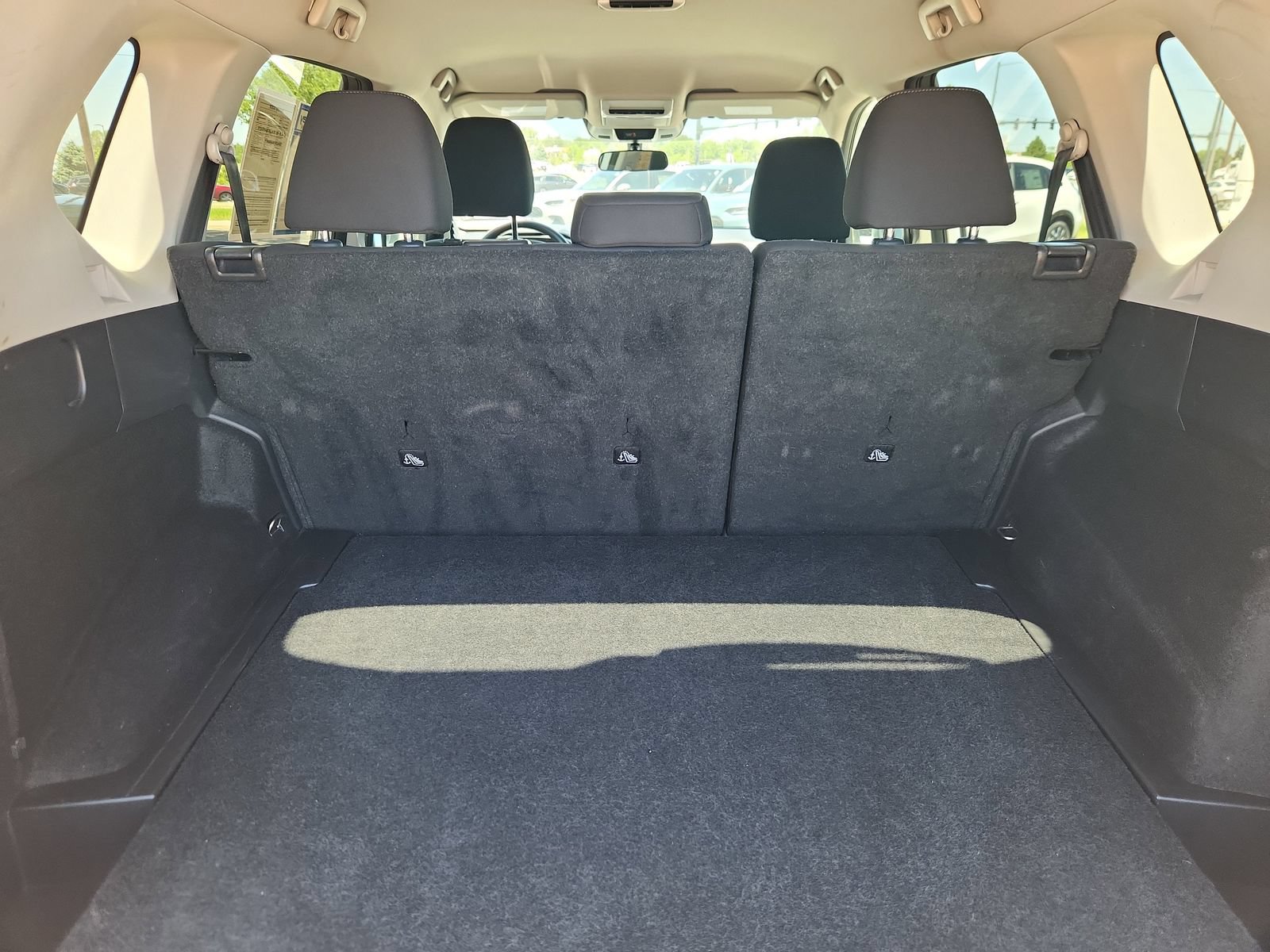 Used 2024 Nissan Rogue S AWD/4WD image 13