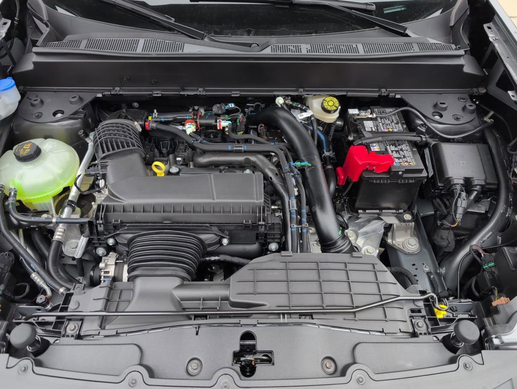 New 2026 Ford Maverick Lariat w/ 4K Tow Package AWD/4WD image 31