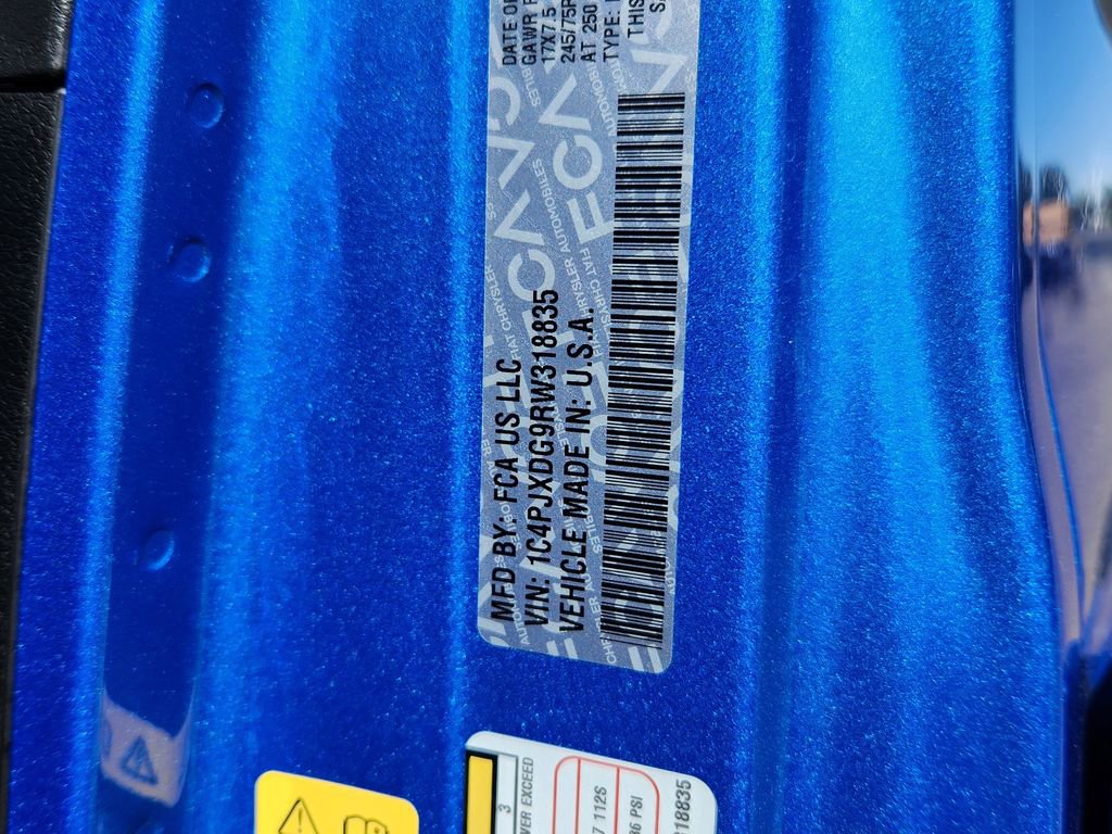 Used 2024 Jeep Wrangler Sport image 31