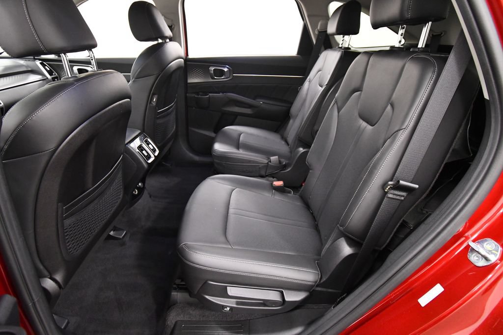 Certified 2023 Kia Sorento SX AWD/4WD image 15