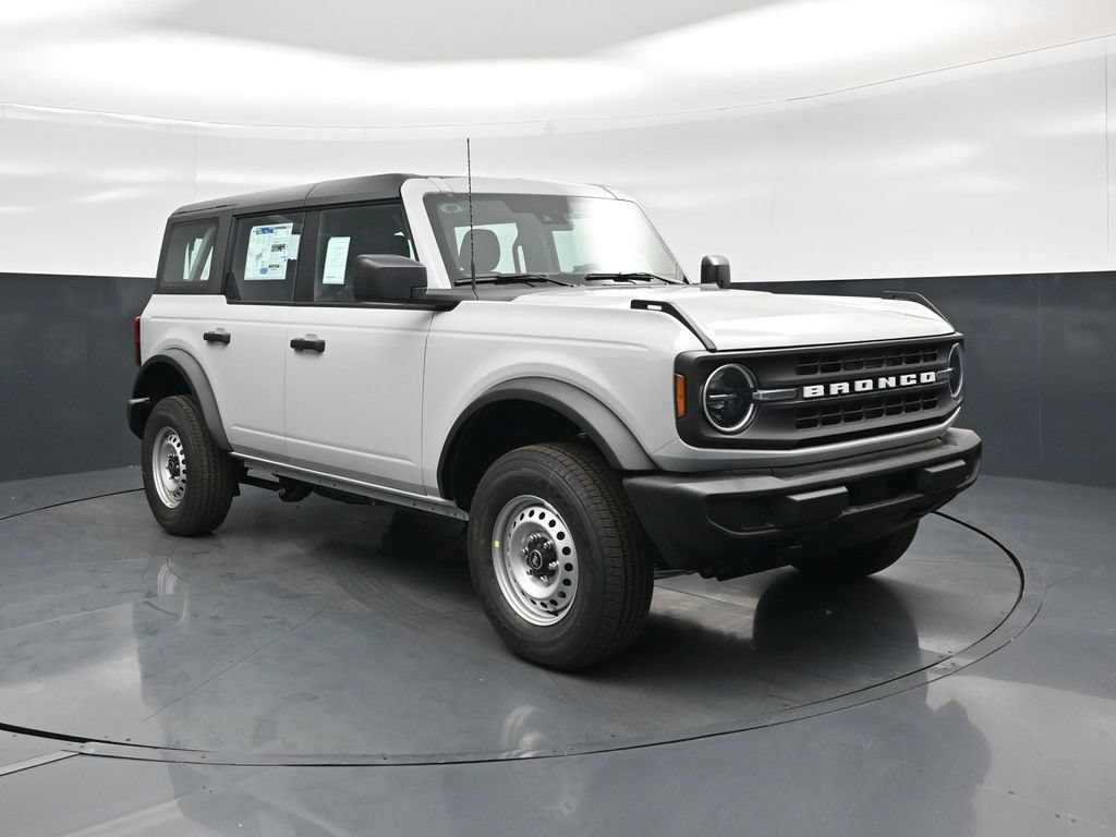 New 2026 Ford Bronco 4-Door AWD/4WD image 18