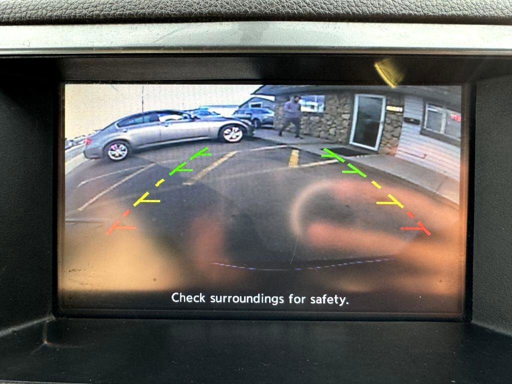 Used 2015 Nissan Armada Platinum image 28