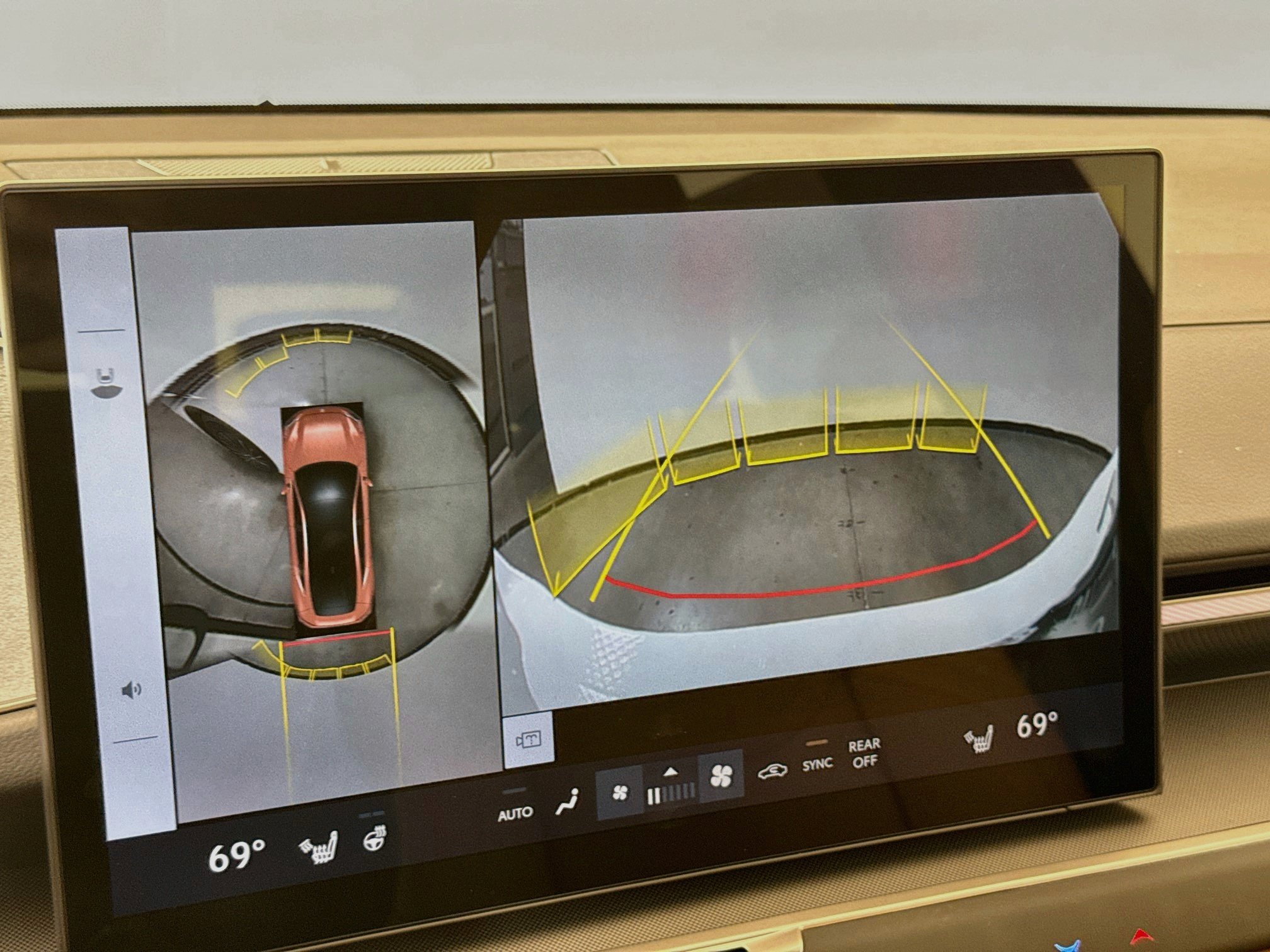 New 2026 Lexus ES 350e FWD image 16