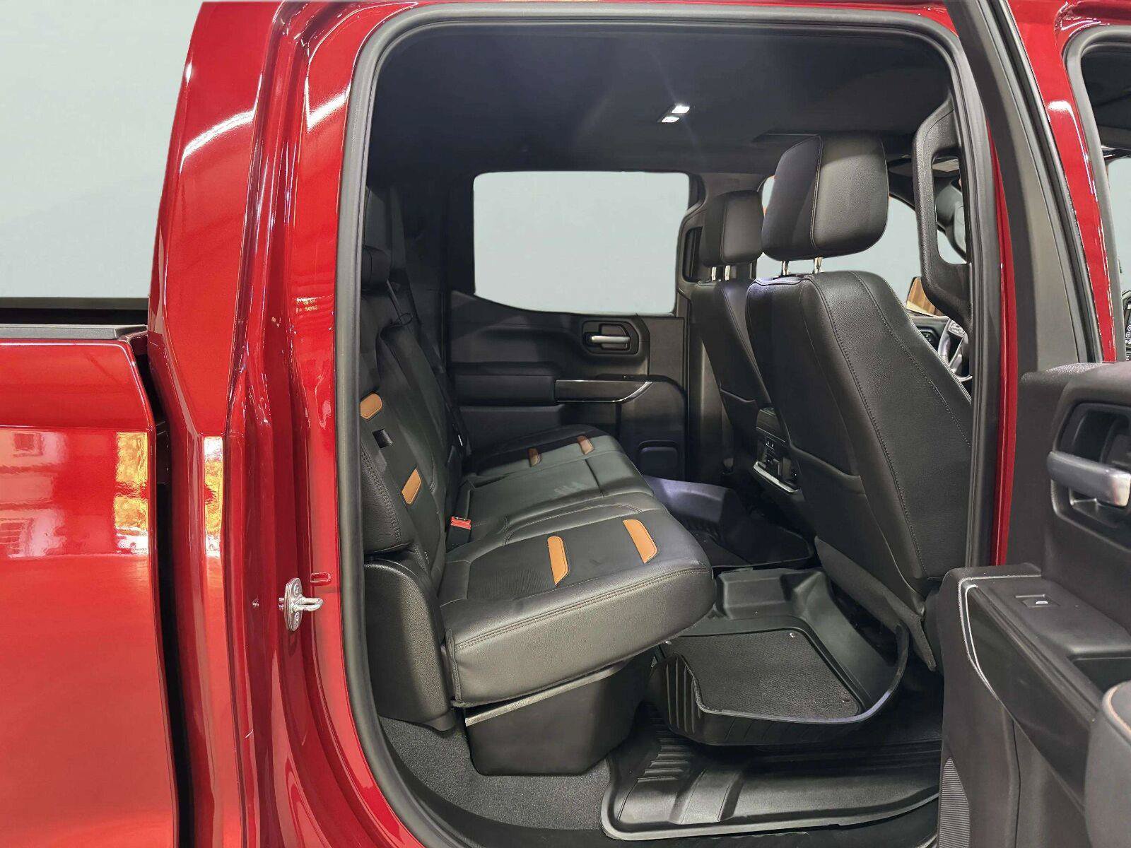Used 2021 GMC Sierra 1500 AT4 w/ AT4 Premium Package AWD/4WD image 42