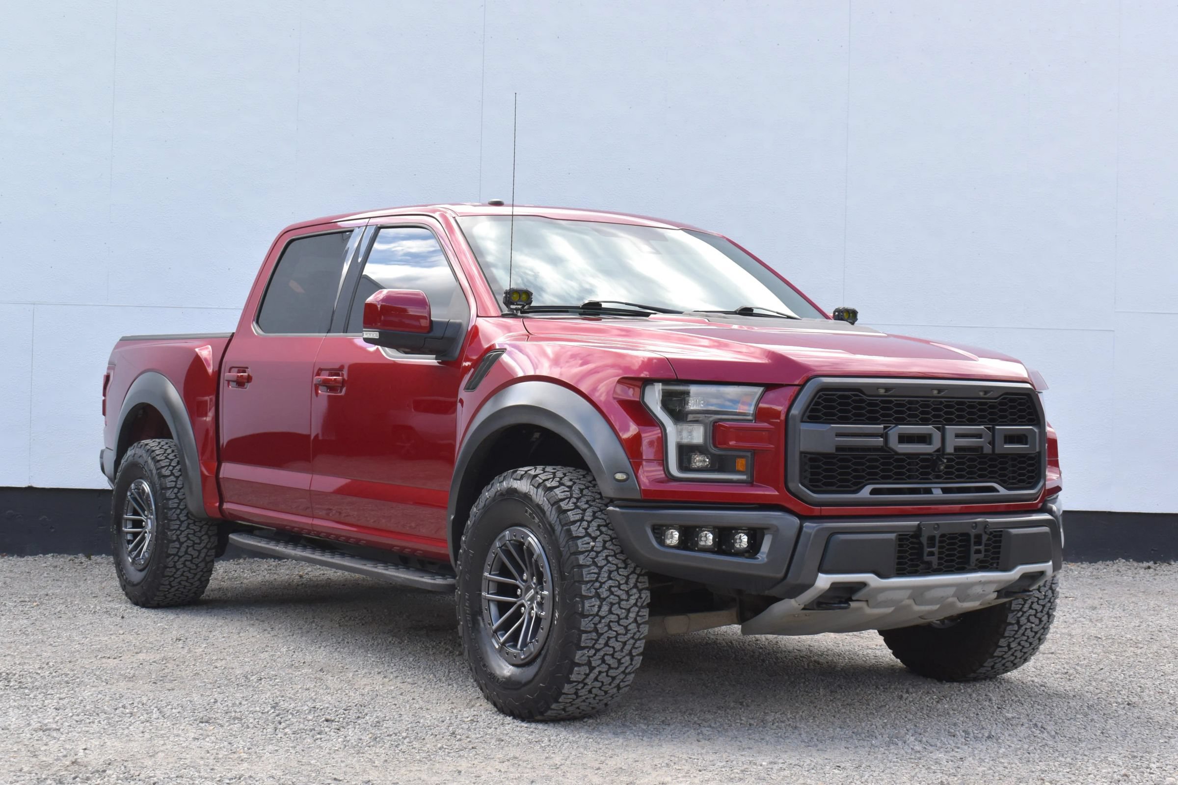 Used 2018 Ford F150 Raptor w/ Equipment Group 802A Luxury AWD/4WD image 41