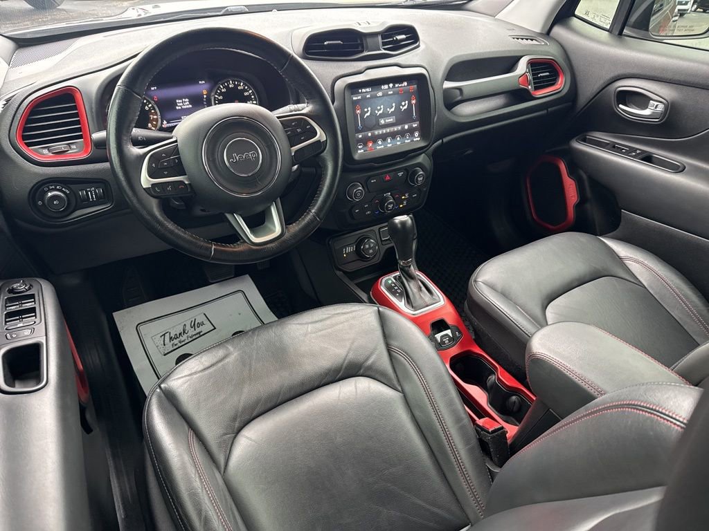 Used 2020 Jeep Renegade Trailhawk w/ Premium Leather Group image 15