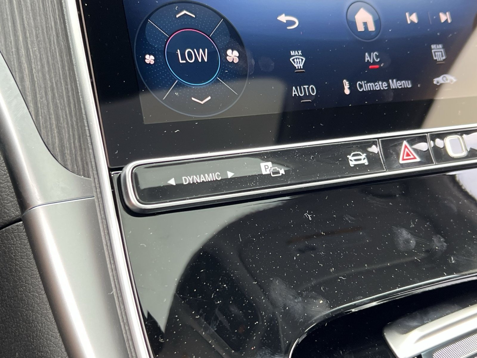 New 2026 Mercedes-Benz C 300 4MATIC Sedan image 39