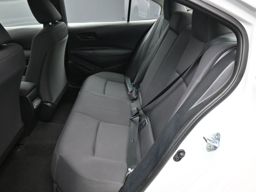 Certified 2025 Toyota Corolla LE image 20