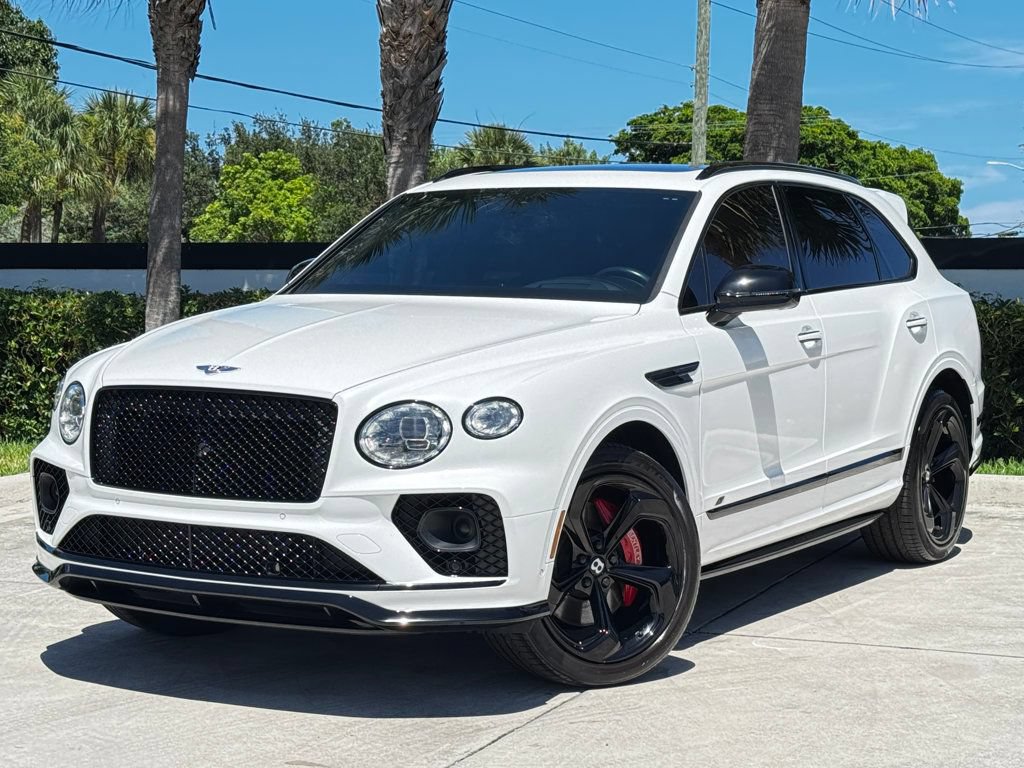 Used 2022 Bentley Bentayga AWD/4WD image 1