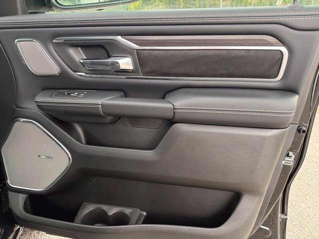 New 2027 RAM 1500 Laramie w/ Night Edition AWD/4WD image 28