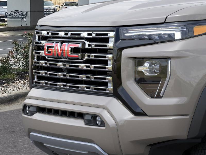 New 2026 GMC Canyon Denali image 13