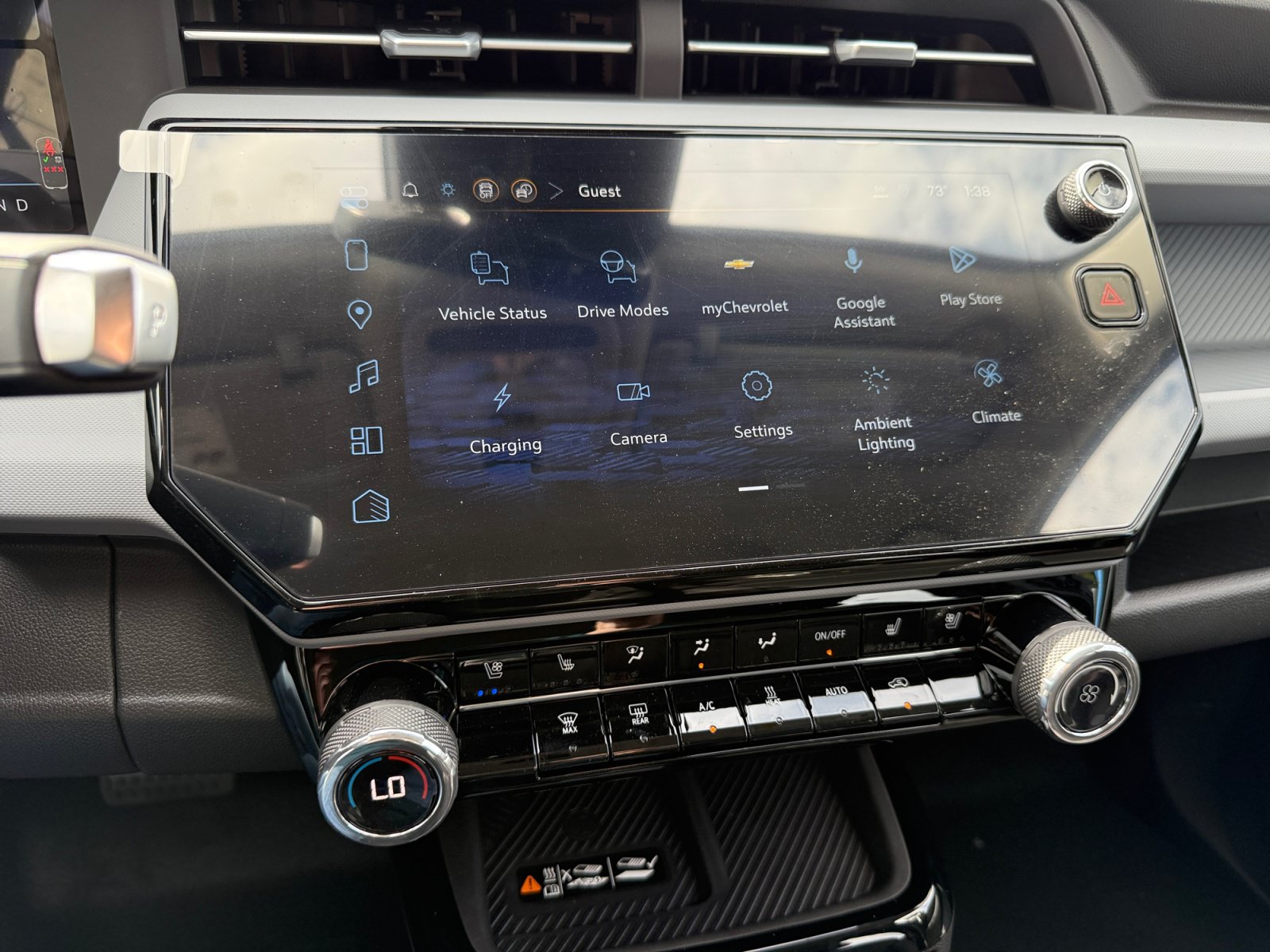 New 2027 Chevrolet Bolt RS w/ Super Cruise Package FWD image 12