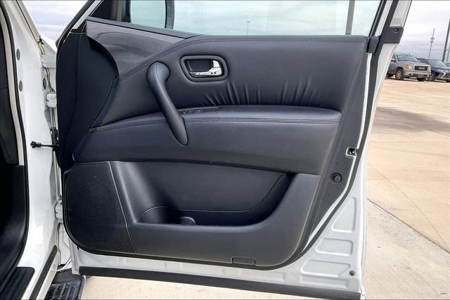 Used 2023 Nissan Armada SV image 29