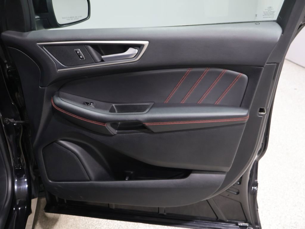 Used 2024 Ford Edge ST-Line AWD/4WD image 23