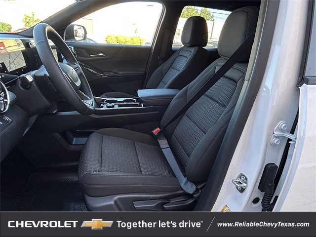 New 2026 Chevrolet Equinox LT w/ Safety and Technology Package image 24