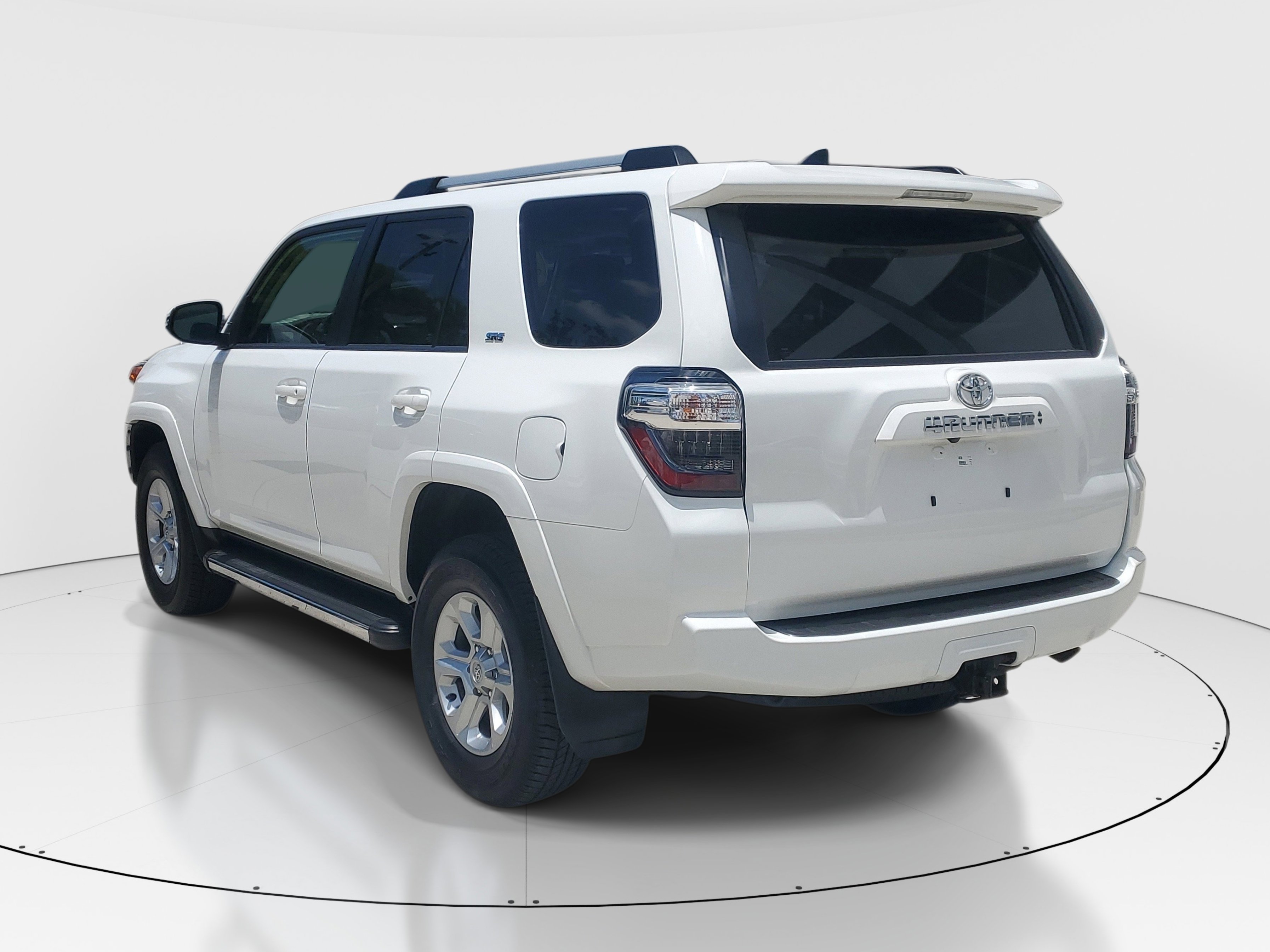 Certified 2024 Toyota 4Runner SR5 Premium w/ Moonroof Package AWD/4WD image 5