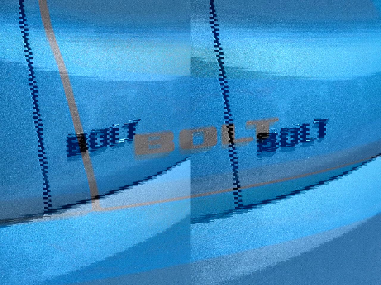 New 2027 Chevrolet Bolt LT image 7