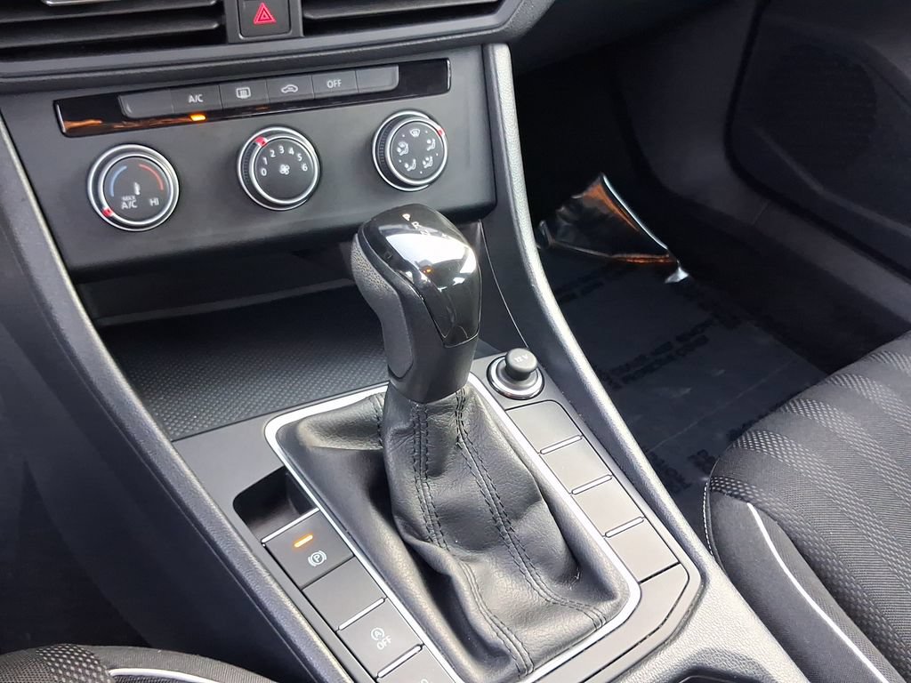 Certified 2023 Volkswagen Jetta Sport FWD image 22
