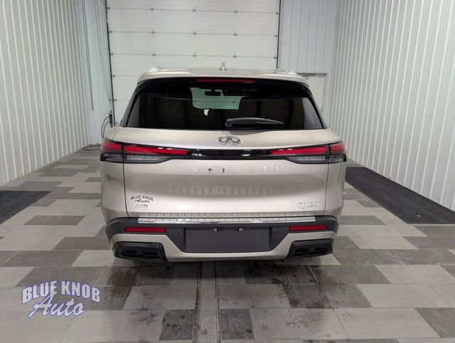 Used 2023 INFINITI QX60 Luxe w/ Cargo Package image 3
