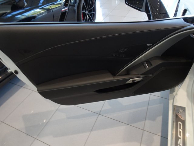 Used 2014 Chevrolet Corvette Stingray Convertible w/ 3LT Preferred Equipment Group RWD image 6