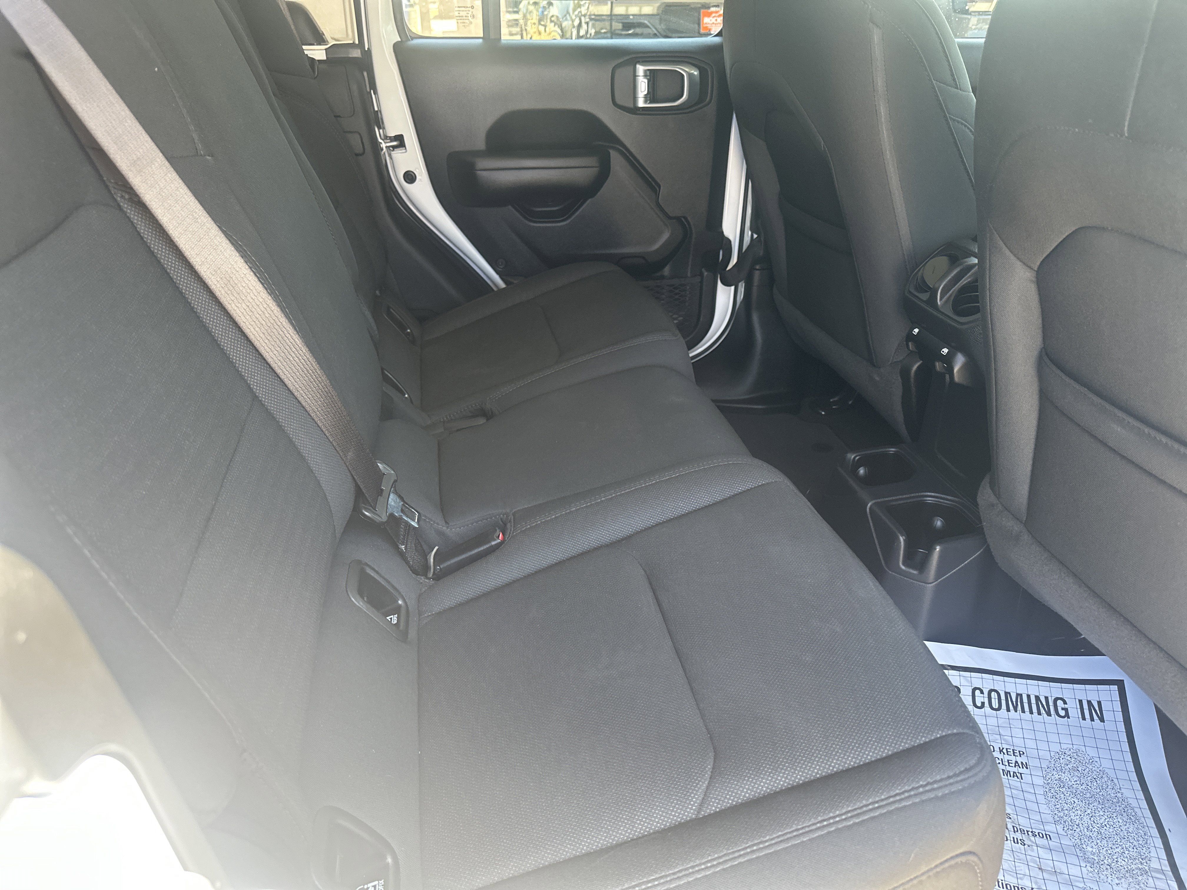 Used 2021 Jeep Gladiator Willys AWD/4WD image 27