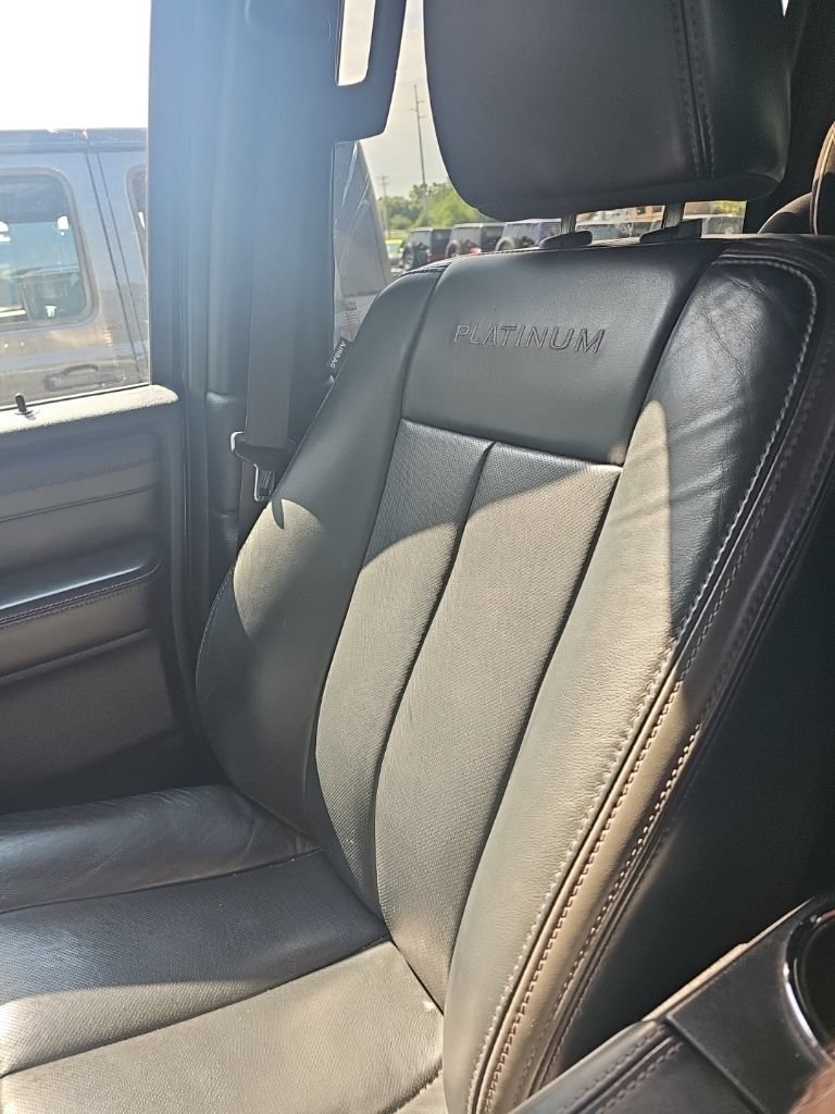 Used 2016 Ford Expedition Platinum AWD/4WD image 9