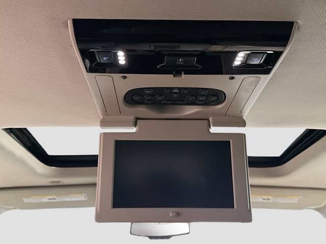 Used 2015 GMC Yukon XL SLT w/ Open Road Package AWD/4WD image 22