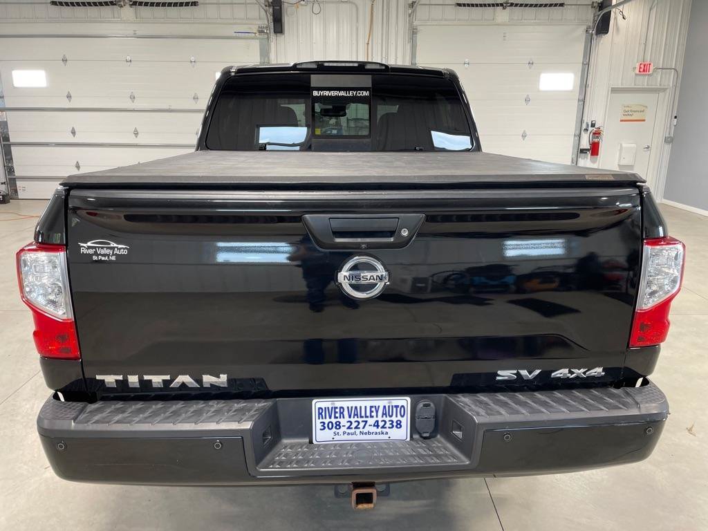 Used 2017 Nissan Titan SV AWD/4WD image 6