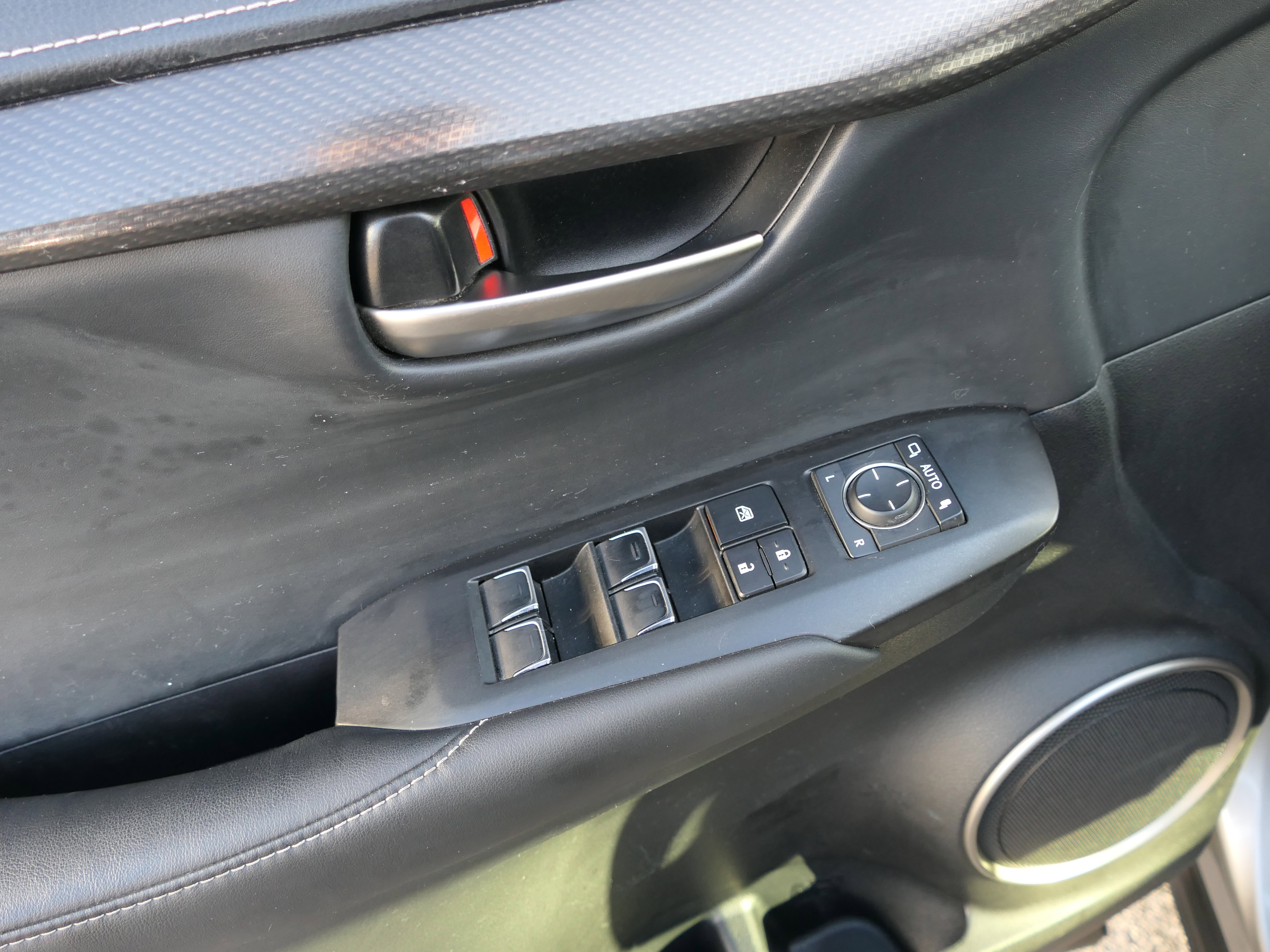 Used 2019 Lexus NX 300h AWD image 14