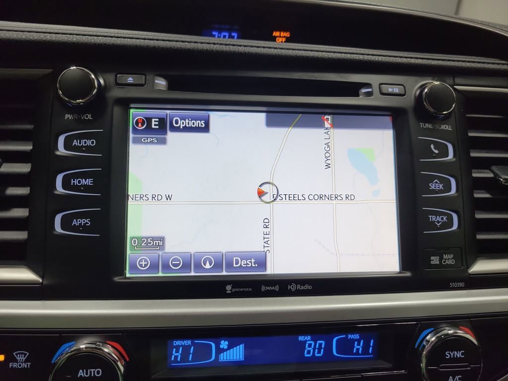 Used 2019 Toyota Highlander XLE image 43