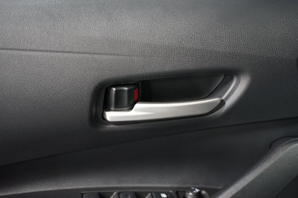New 2026 Toyota Corolla SE FWD image 31